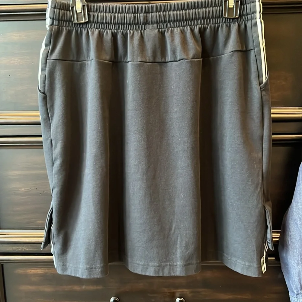 Adidas Women's Black Skirt - Picture 4 of 7